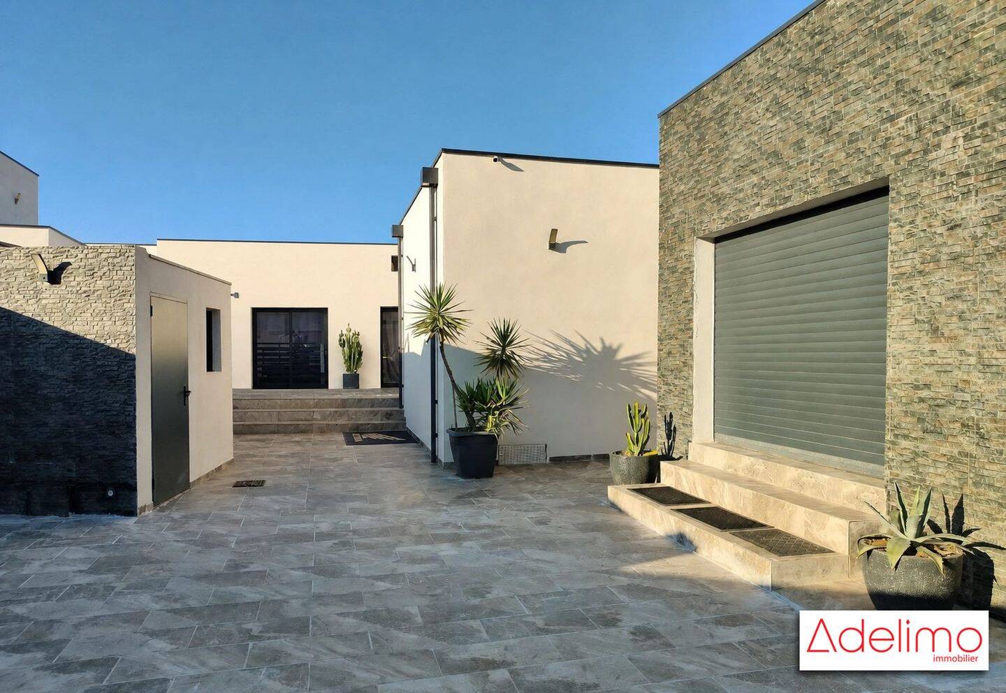 Maison 4 pièces 136 m² · à Milhaud · 136 m² · 399 000 €