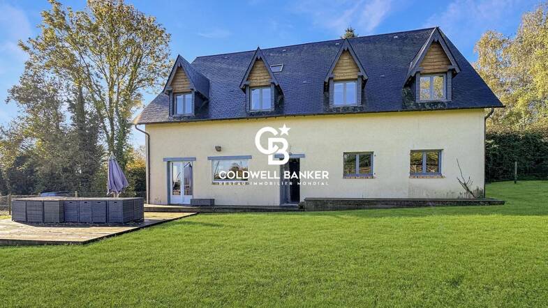 Maison à vendre 499 000 € 10 pièces 7 chambres 249 m² 1 354 m² de terrain Honfleur 14600