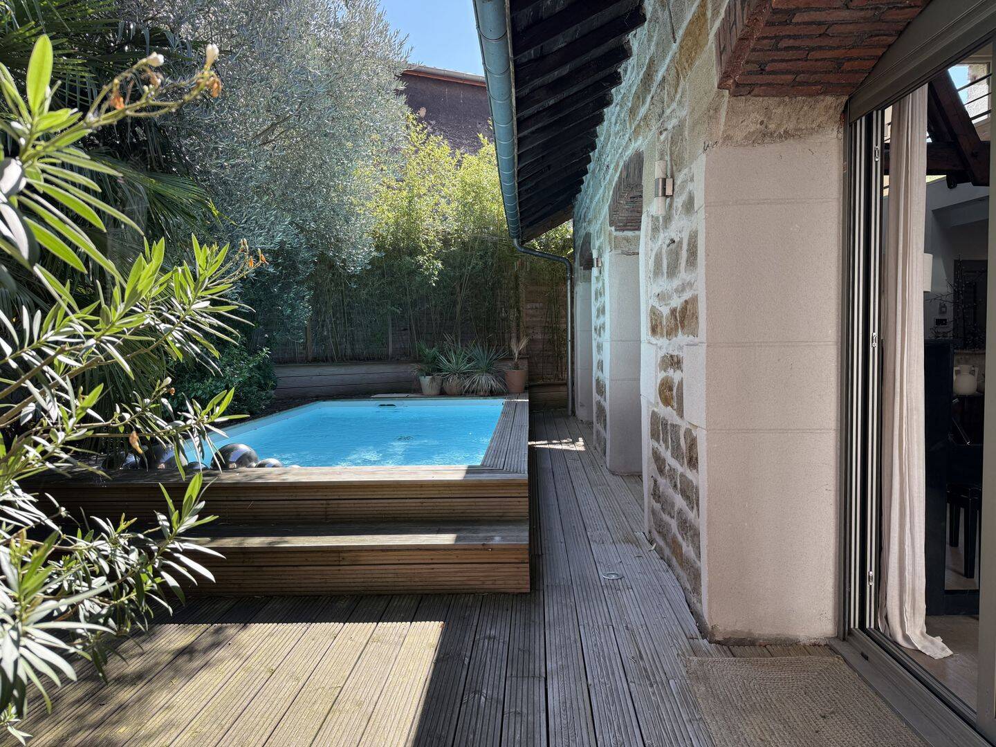 Maison 6 pièces 270 m² · à Saint-Étienne · 270 m² · 497 500 €