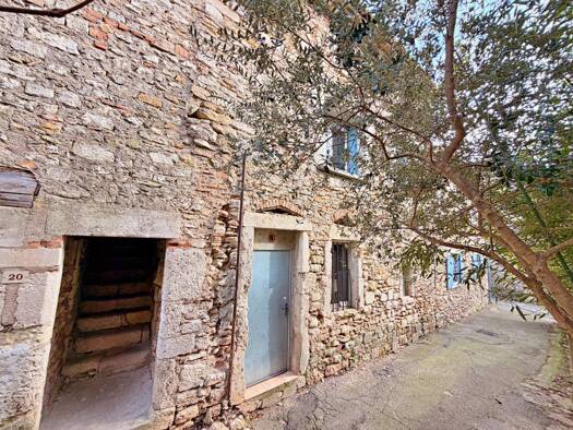 Maison à vendre 149 000 € 4 pièces 3 chambres 95 m² Saint-Marcel-d'Ardèche 07700