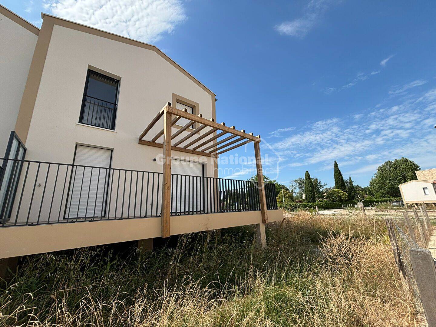 Maison 4 pièces 79 m² · à Saint-Étienne-du-Grès · 79 m² · 1 186 €