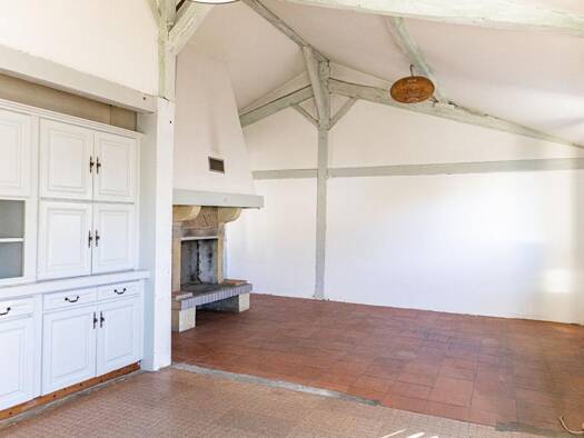 Appartement à vendre 195 750 € 3 pièces 2 chambres 84,4 m² RDC Léon 40550