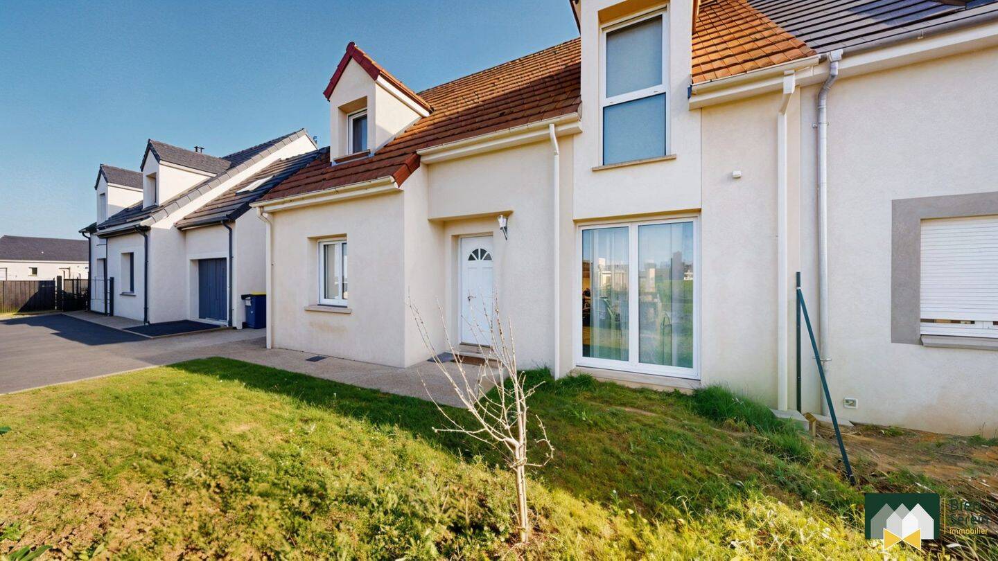 Maison 5 pièces 111 m² · à Thivars · 110,8 m² · 240 000 €