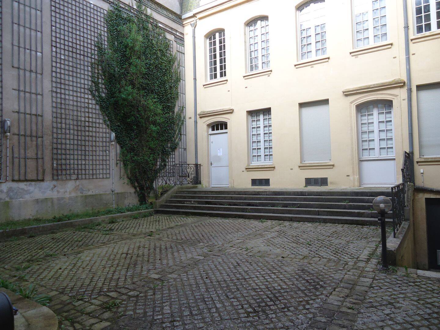 Appartement 4 pièces 81 m² · à Nevers · 81 m² · 720 €