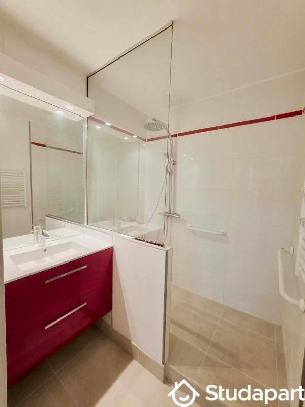 1 pièce 11 m² · à Chevilly-Larue · 11 m² · 550 €