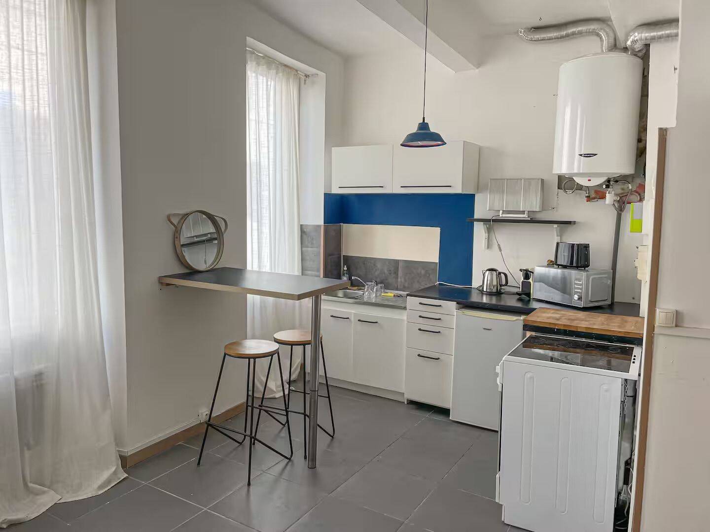Appartement 1 pièce 25 m² · à Marseille 6ème Arrondissement · 25 m² · 590 €