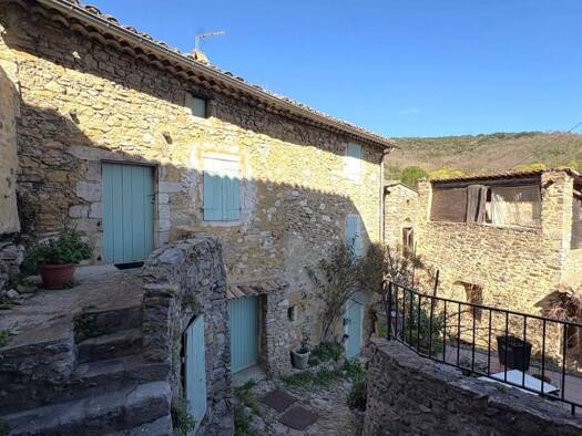 Maison à vendre 80 000 € 4 pièces 4 m² de terrain Saint-Montan 07220