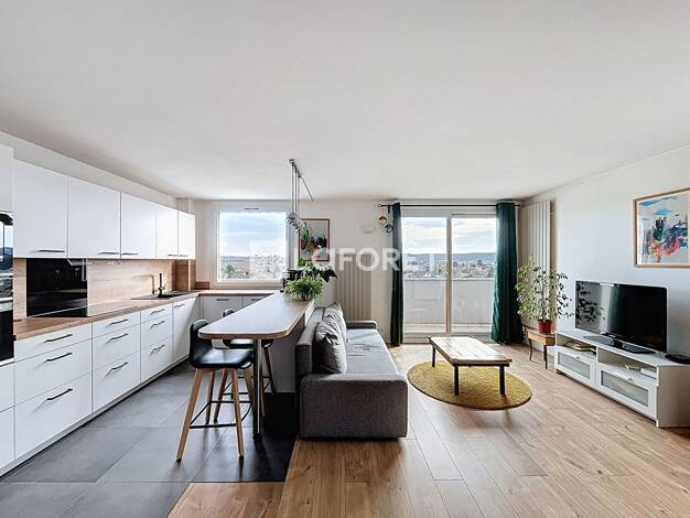 Appartement à vendre 399 000 € 4 pièces 2 chambres 94 m² Étage 4/4 Europe-Les Marolles Chatou 78400
