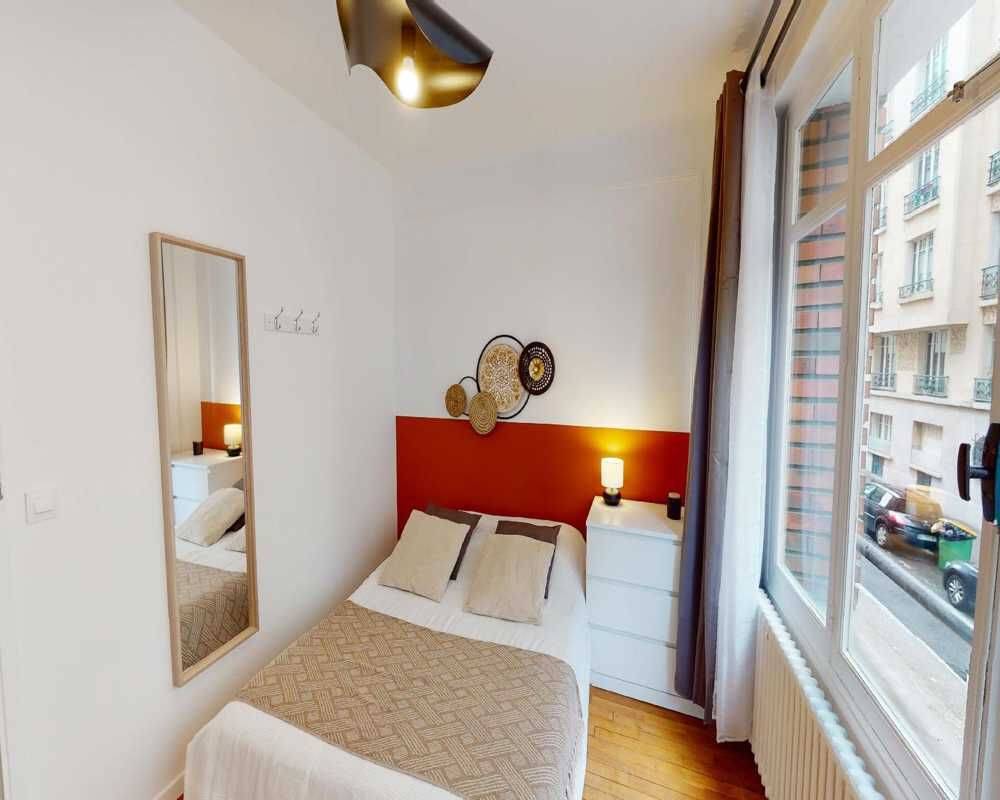 Appartement 3 pièces 70 m² · à Paris 7ème Arrondissement · 70 m² · 1 360 €/mois