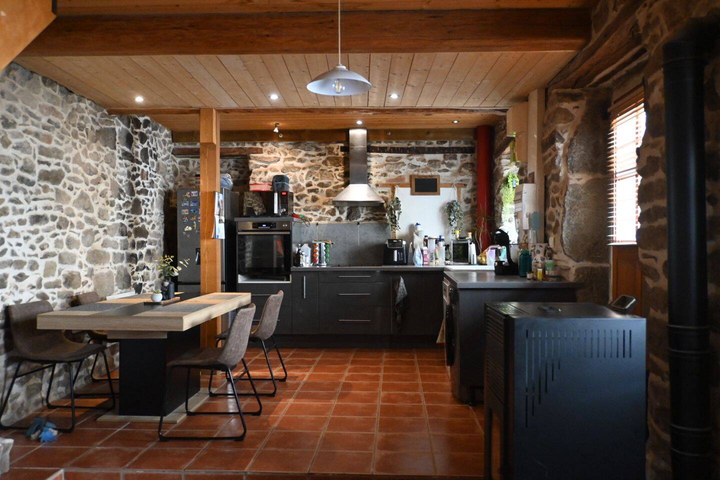 Maison 4 pièces 99 m² · à Aigues-Vives · 99,3 m² · 99 900 €