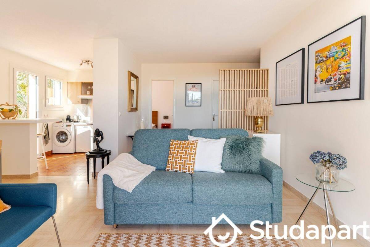 Appartement 2 pièces 53 m² · à Beausoleil · 53 m² · 2 135 €/mois