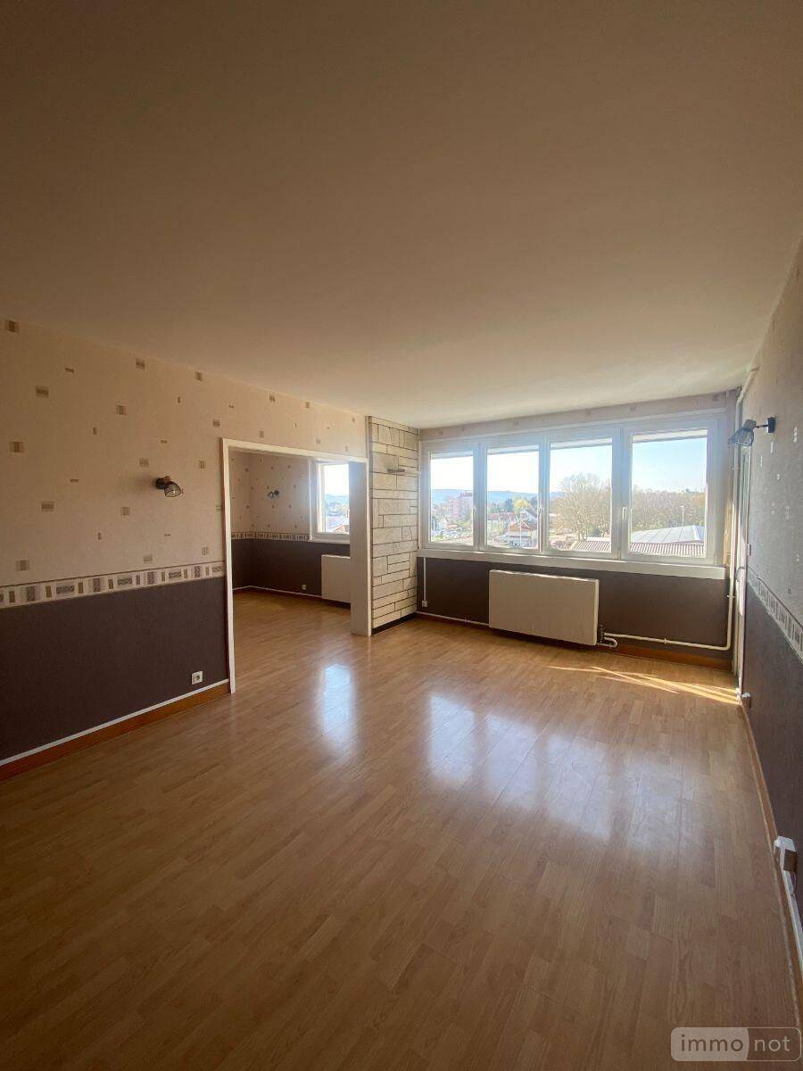 Appartement 4 pièces 73 m² · à Vesoul · 72,7 m² · 65 000 €