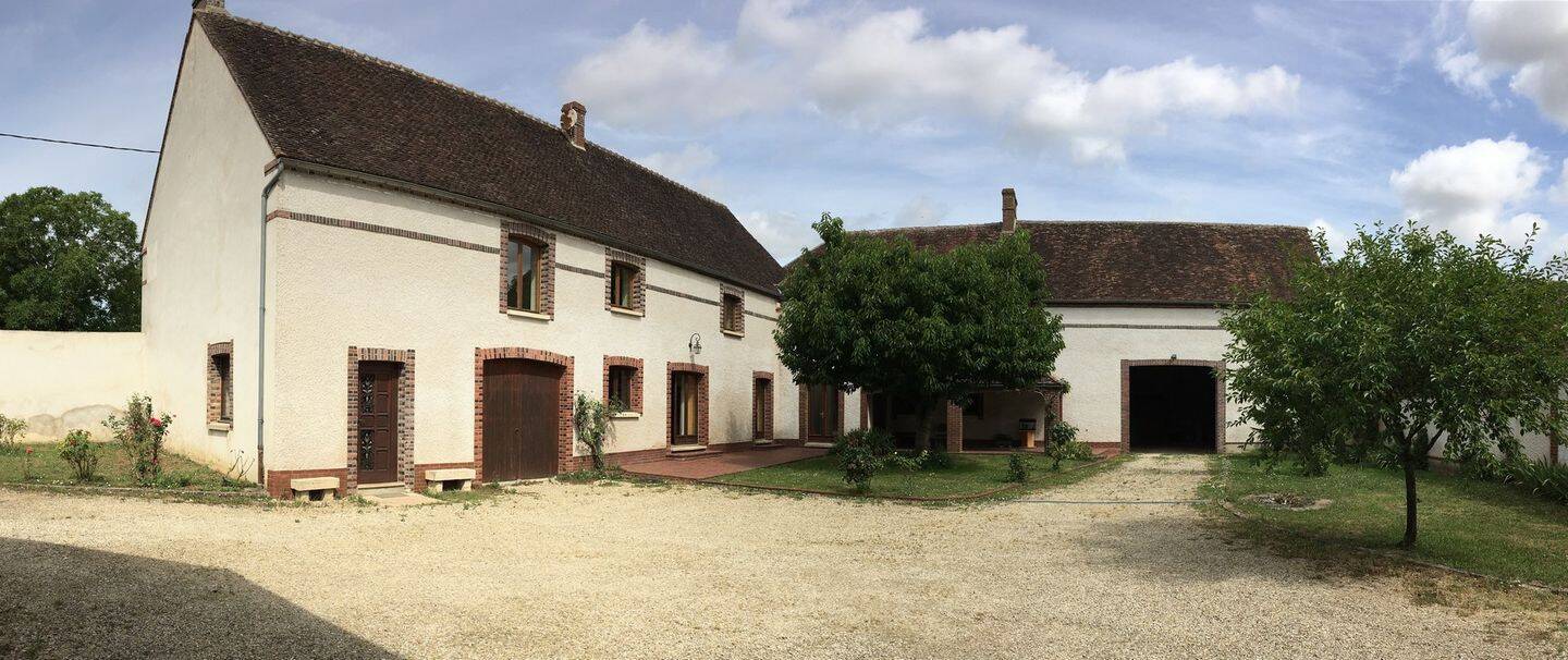 Maison 10 pièces 360 m² · à Sens · 360 m² · 497 500 €