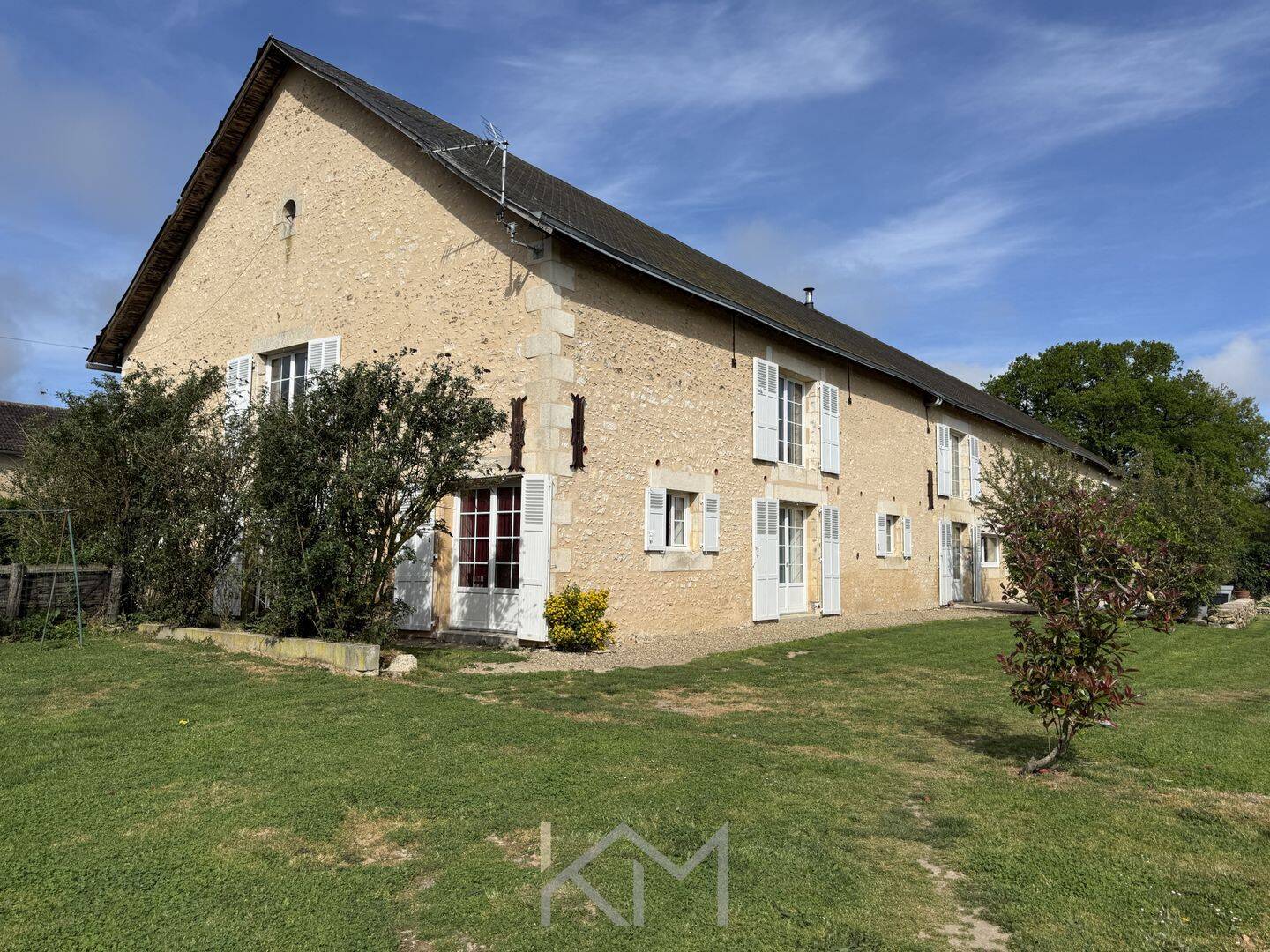 Maison 6 pièces 276 m² · à Chauvigny · 276 m² · 399 000 €