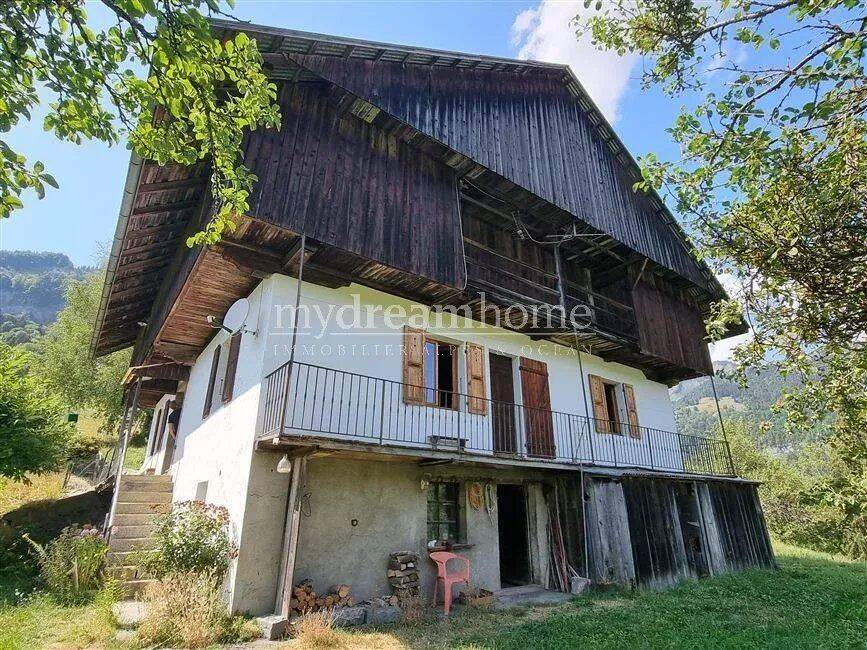 Maison 6 pièces 100 m² · à Ugine · 99,8 m² · 286 200 €