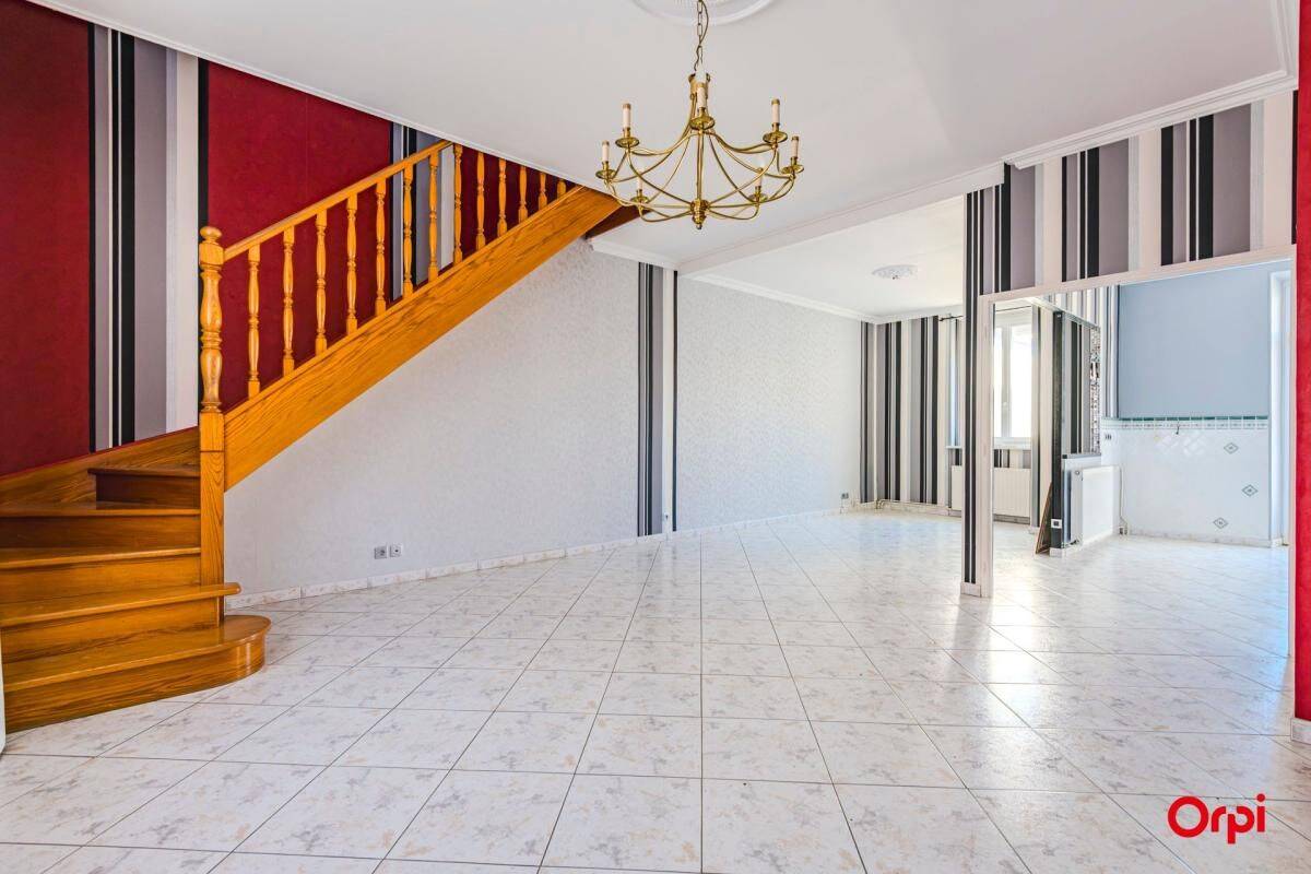 Maison 4 pièces 118 m² · à Épernay · 118 m² · 230 000 €