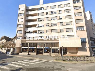 Appartement à louer 90 € 1 chambre Étage -1/6 Rive de Seine Sud Est Melun 77000