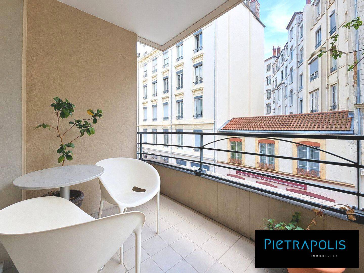 Appartement 5 pièces 109 m² · à Lyon 7ème Arrondissement · 109 m² · 475 000 €