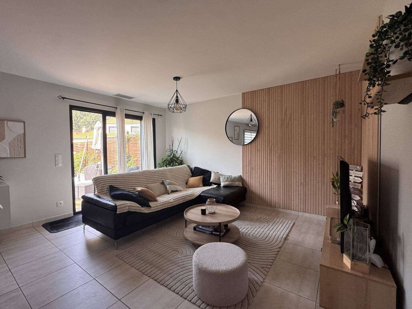 Maison 4 pièces 84 m² · à Saint-Féliu-d'Amont · 83,8 m² · 1 250 €