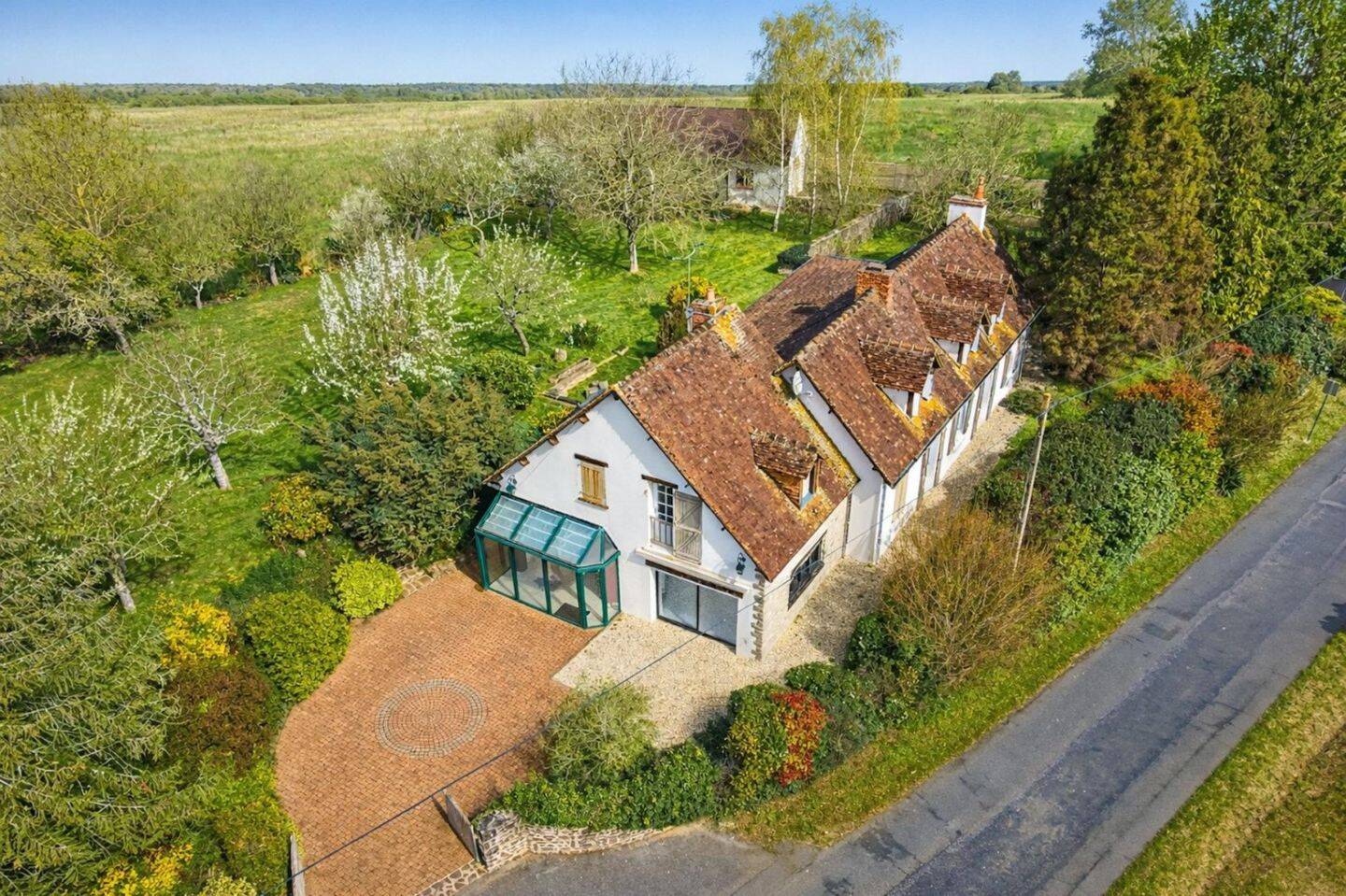 Maison 8 pièces 205 m² · à La Milesse · 205 m² · 339 900 €