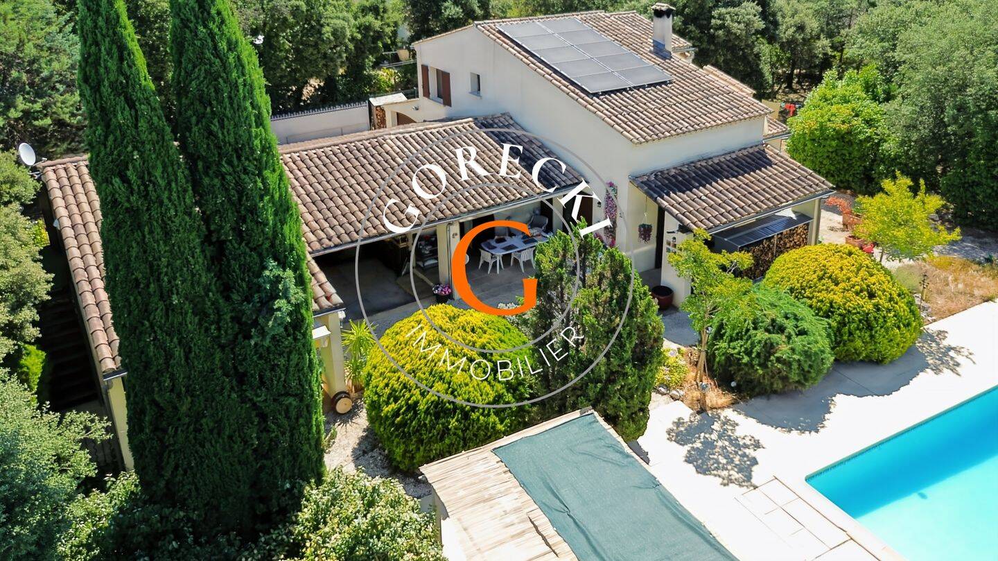 Maison 6 pièces 223 m² · à Uzès · 223 m² · 684 000 €