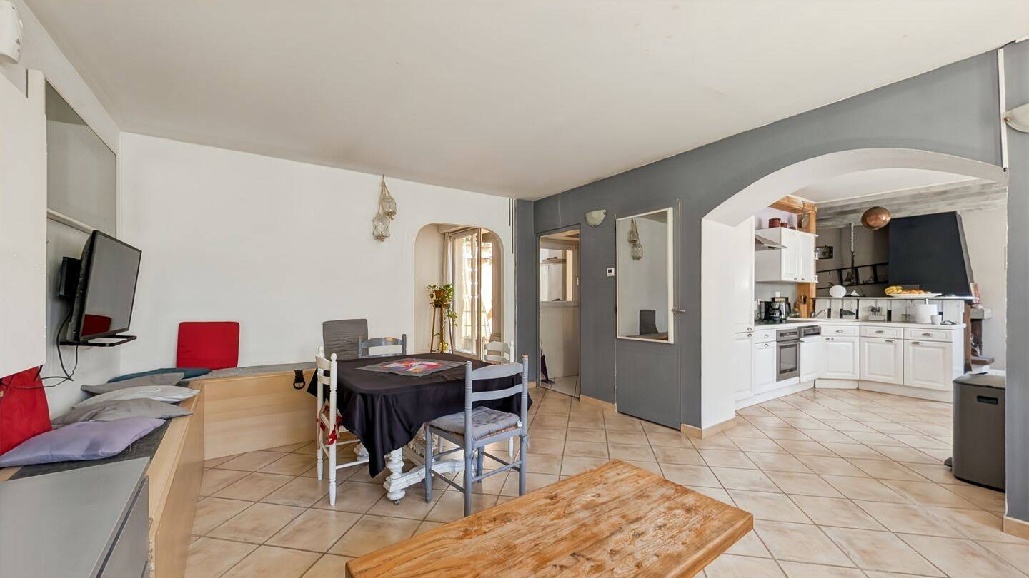 Maison 5 pièces 118 m² · à Dijon · 118 m² · 185 000 €