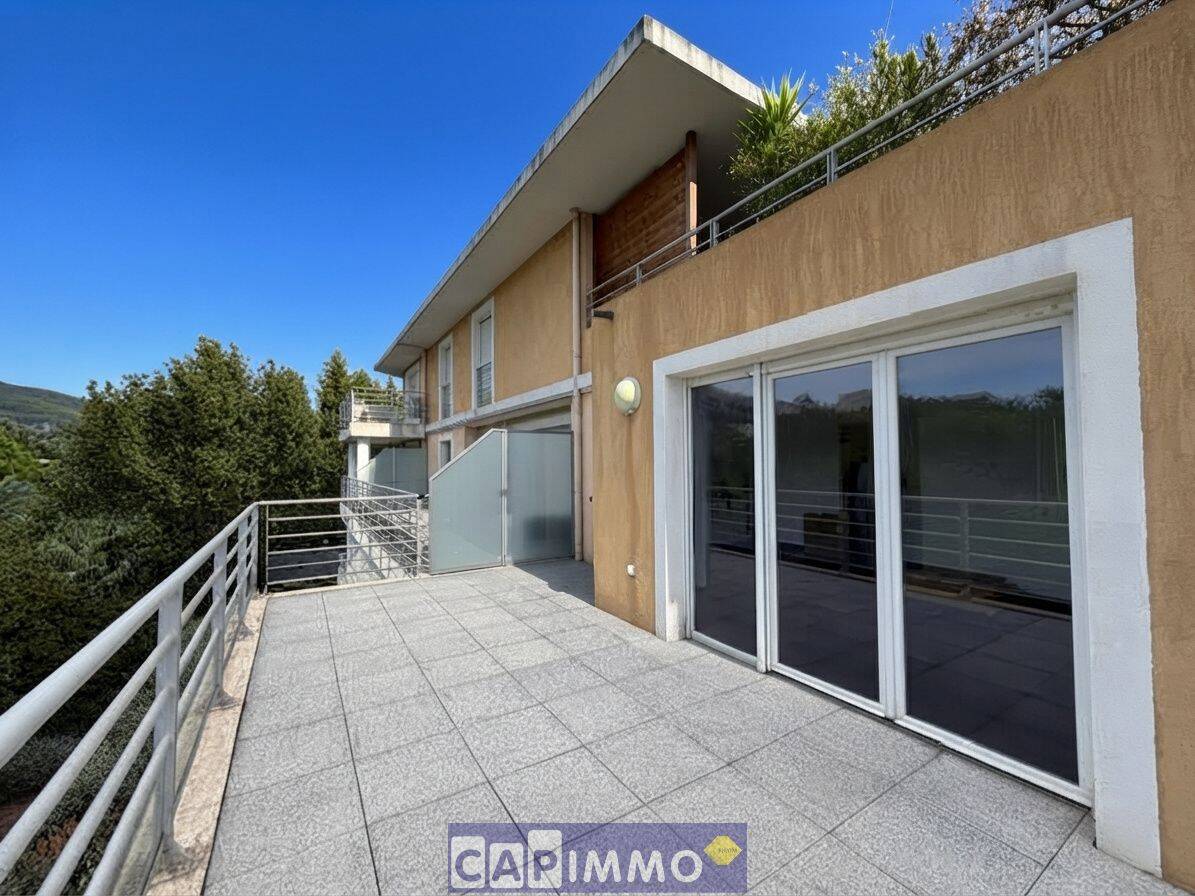 Appartement 2 pièces 50 m² · à La Garde · 50 m² · 860 €/mois