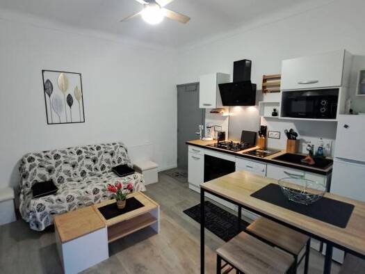 Appartement à vendre 199 000 € 4 pièces 2 chambres 60 m² 1er étage Sartène 20100