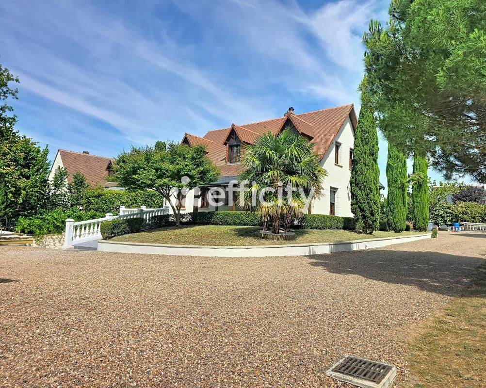 Maison 7 pièces 161 m² · à Ballan-Miré · 161 m² · 613 000 €