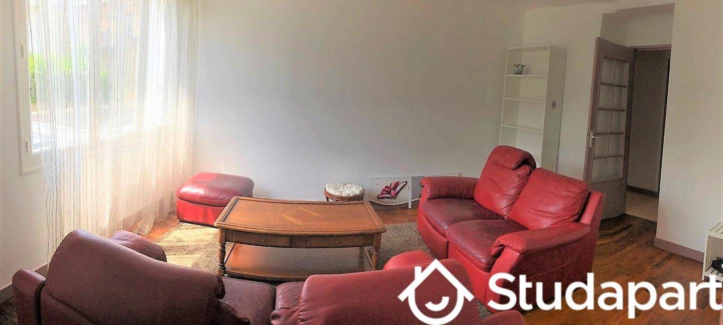4 pièces 64 m² · à Rennes · 64 m² · 1 245 €