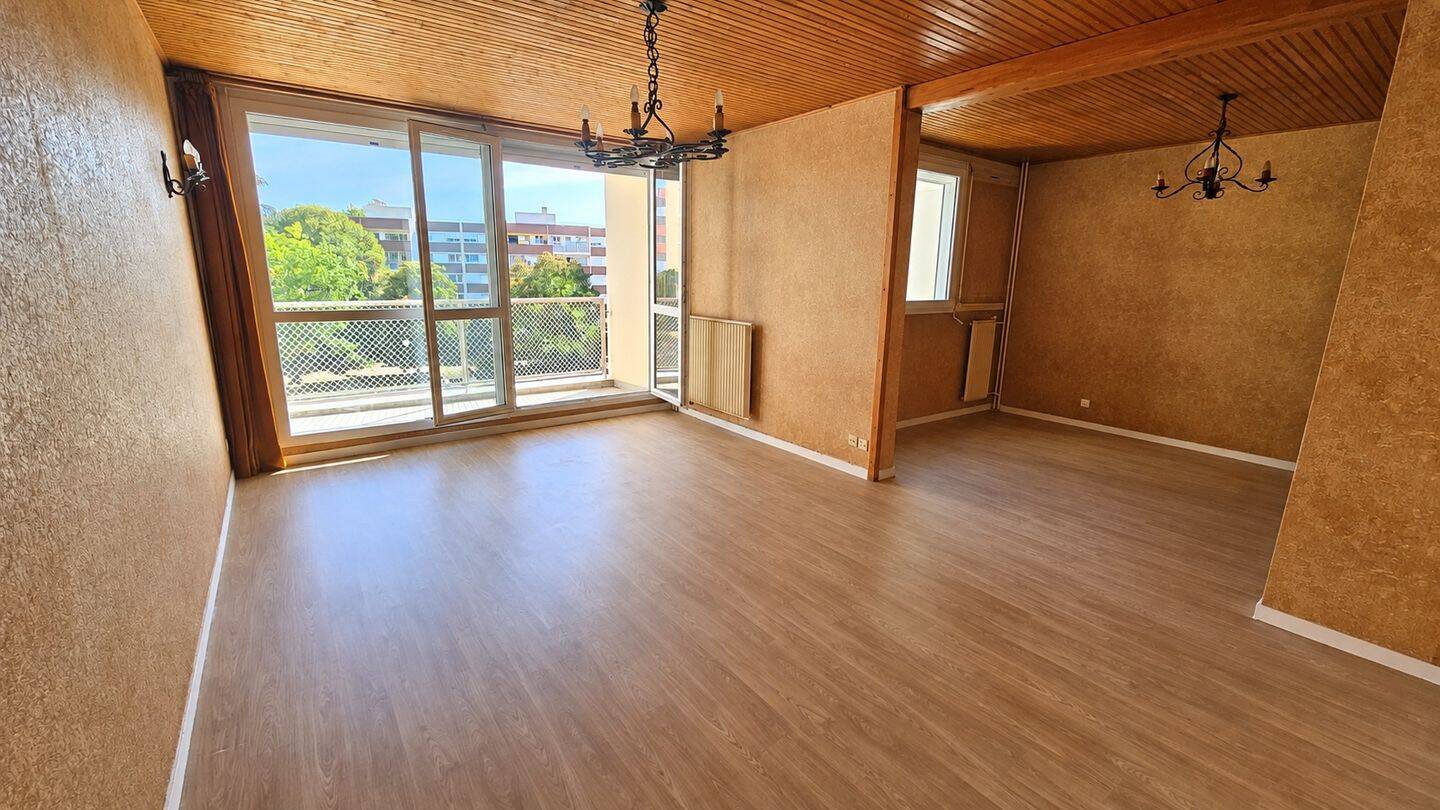 Appartement 5 pièces 101 m² · à Le Mans · 101 m² · 147 000 €