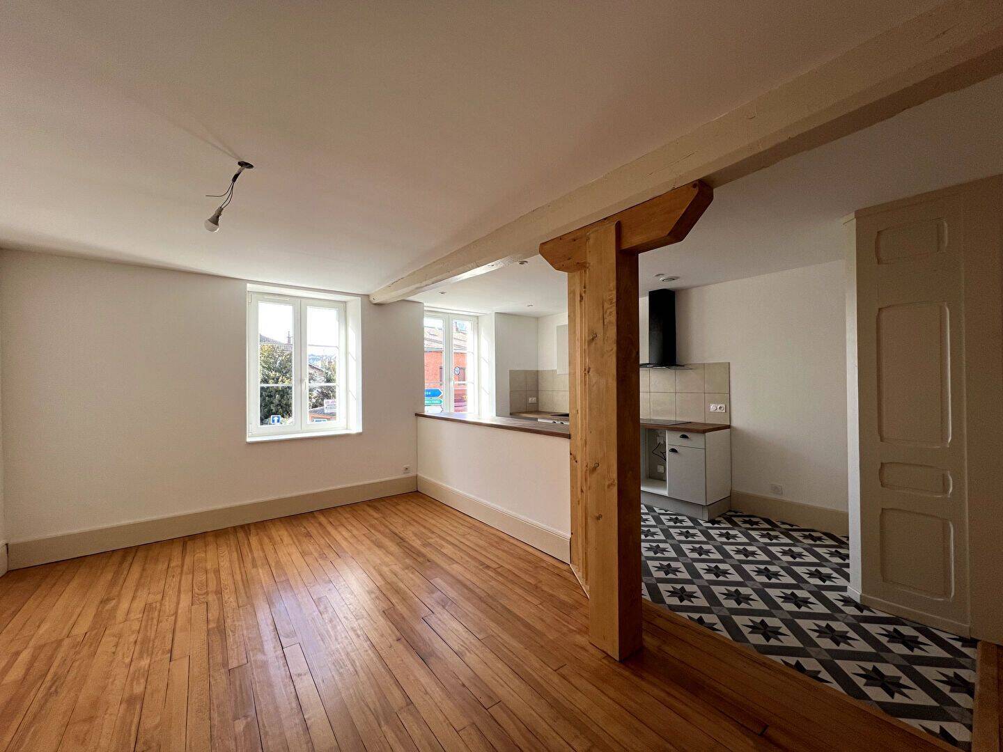 Appartement 2 pièces 64 m² · à Oyonnax · 64,4 m² · 700 €/mois