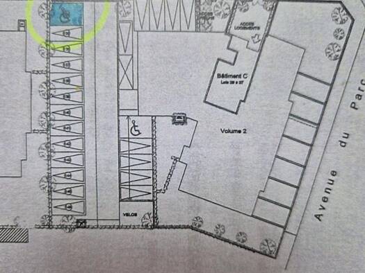 Parking à vendre 12 000 € 16,5 m² La Pyramide Brunoy 91800