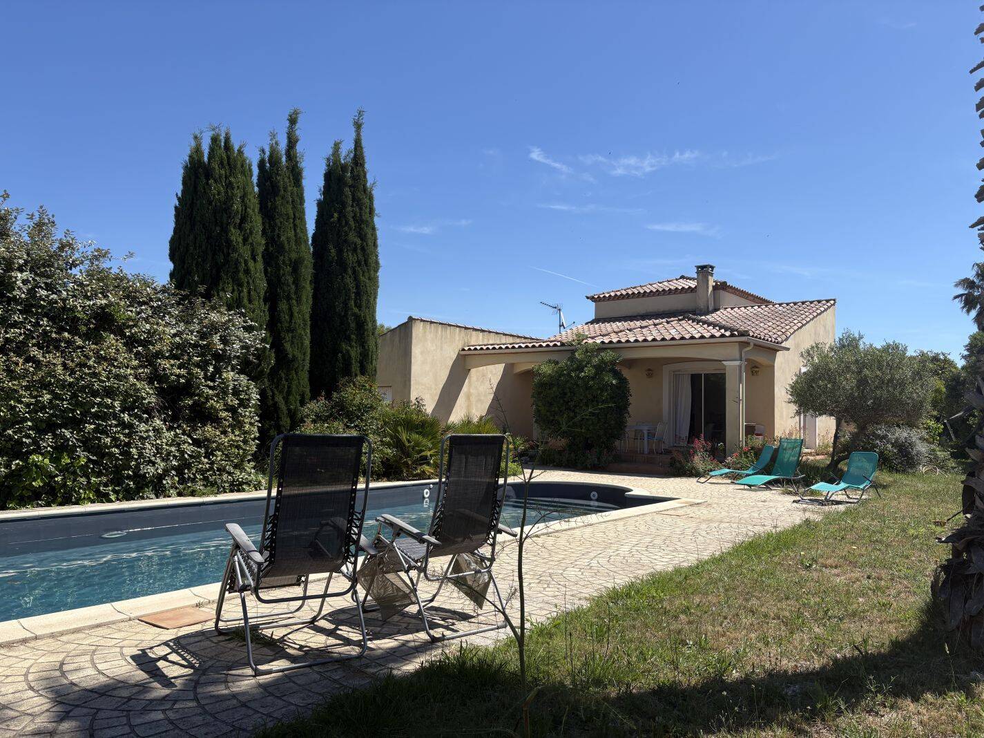 Maison 5 pièces 155 m² · à Lespignan · 155 m² · 469 000 €