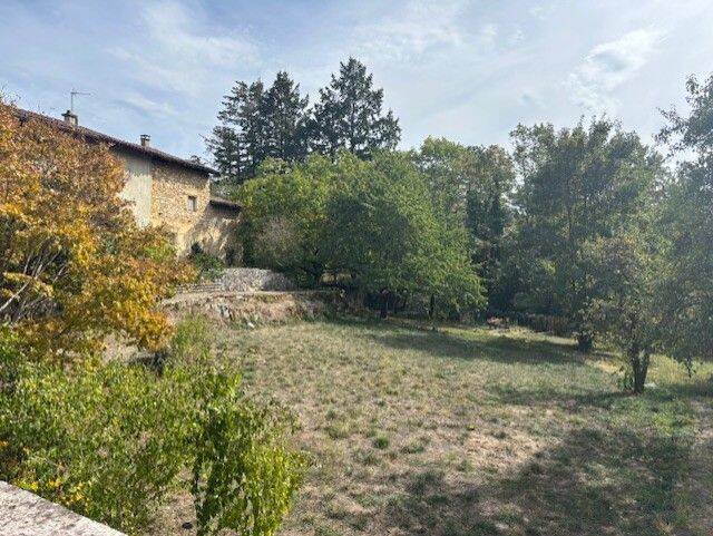 Appartement 5 pièces 152 m² · à Ceyzériat · 152,1 m² · 980 €/mois
