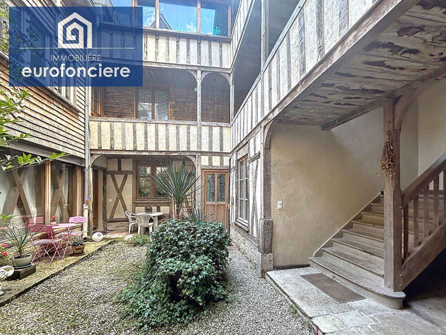 Appartement 4 pièces 109 m² · à Troyes · 109 m² · 190 000 €