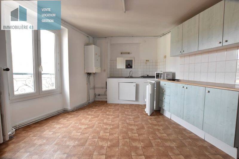 Appartement 2 pièces 28 m² · à Le Puy-en-Velay · 28 m² · 323 €