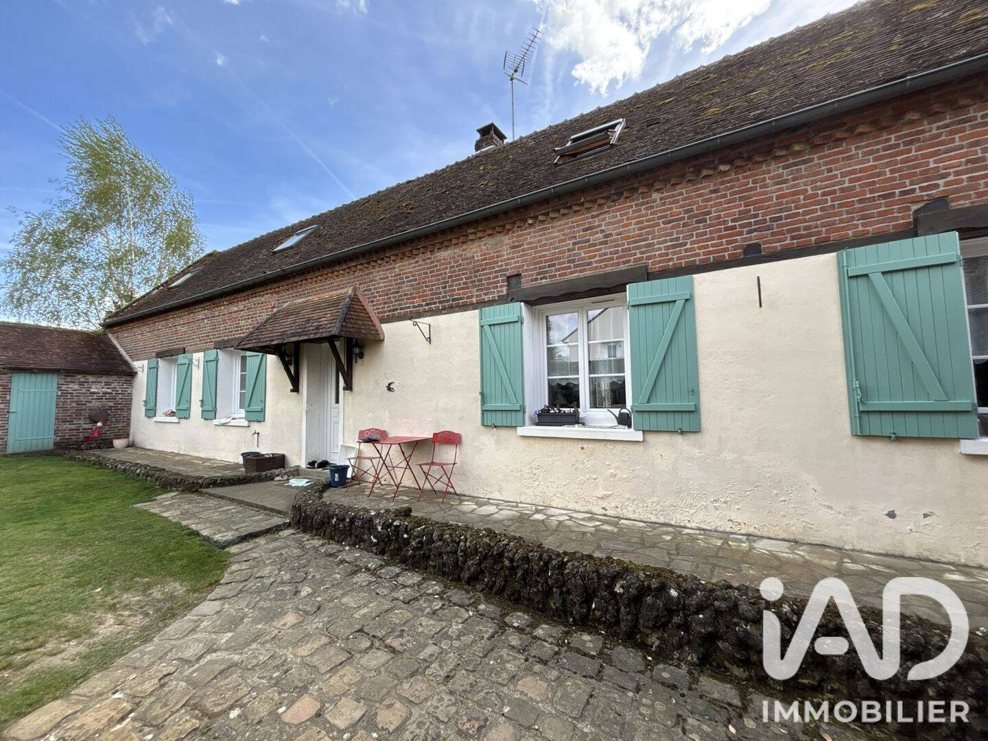 Maison 8 pièces 190 m² · à Jonquières · 190 m² · 350 000 €