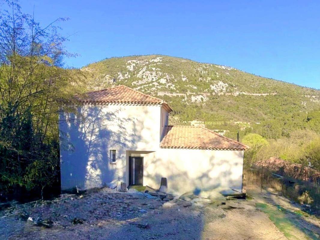 Maison 5 pièces 170 m² · à Tourrette-Levens · 170 m² · 636 000 €