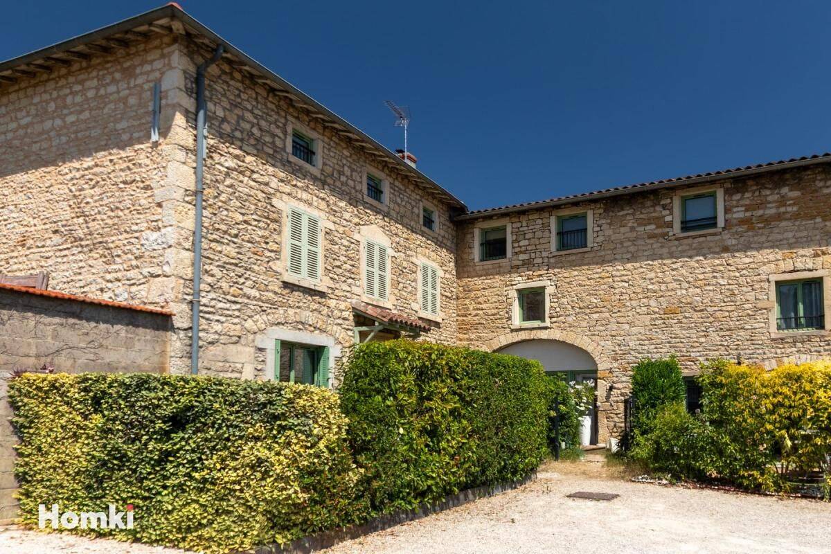 Maison 5 pièces 215 m² · à Lucenay · 215 m² · 460 000 €