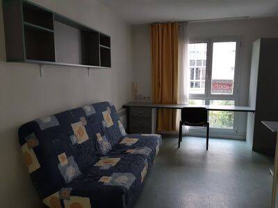 Appartement 1 pièce 18 m² · à Nantes · 18,4 m² · 483 €