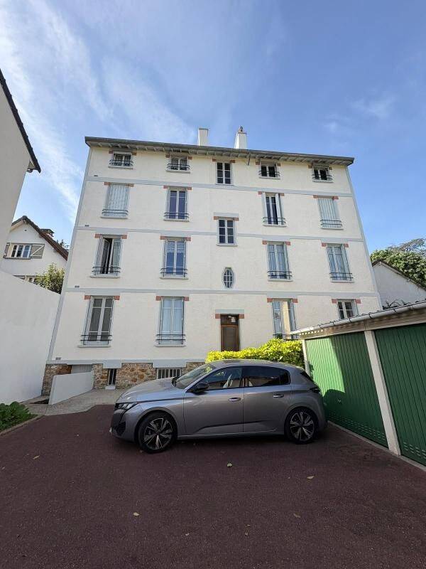 Appartement 3 pièces 55 m² · à Saint-Cloud · 55 m² · 1 255 €/mois
