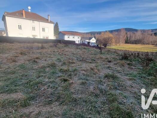 Terrain constructible à vendre 42 000 € 1 290 m² de terrain Fraize 88230