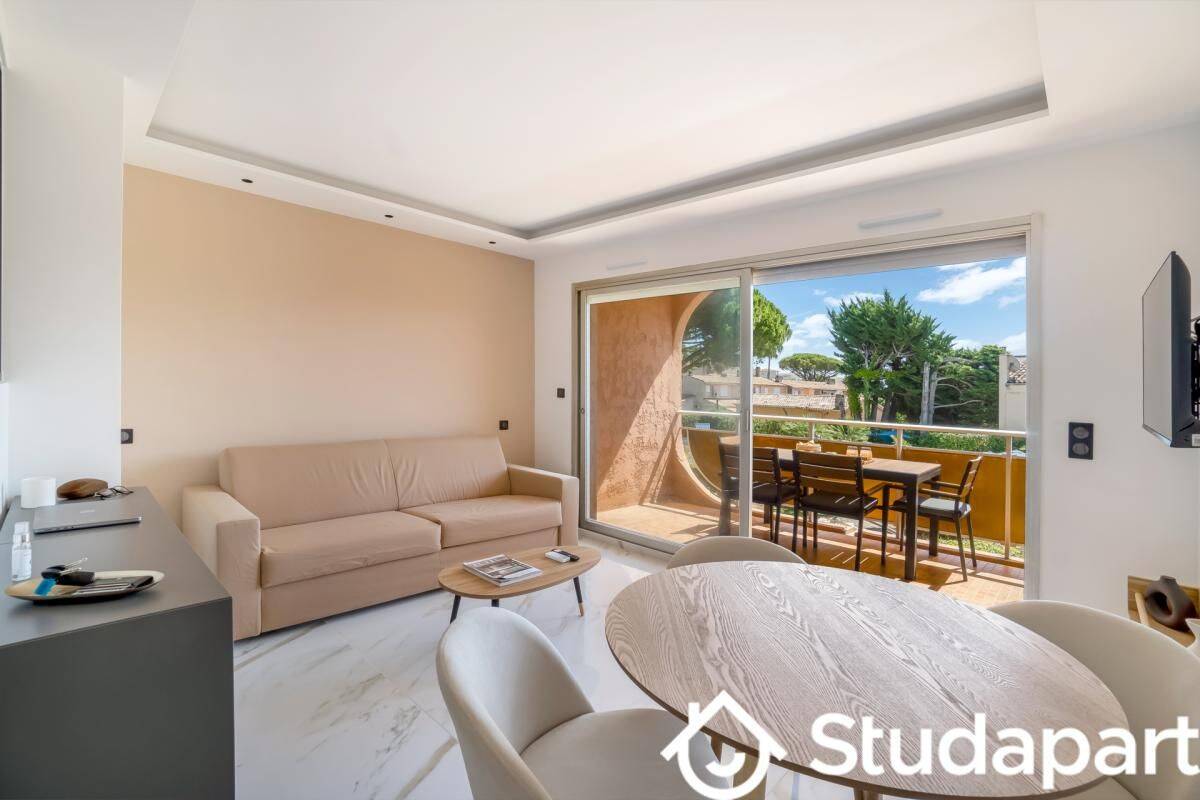 Appartement 2 pièces 33 m² · à Vallauris · 33 m² · 1 075 €/mois