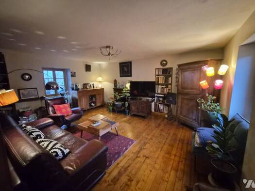 Appartement à vendre 380 000 € 6 pièces 5 chambres 149 m² RDC Chambéry 73000