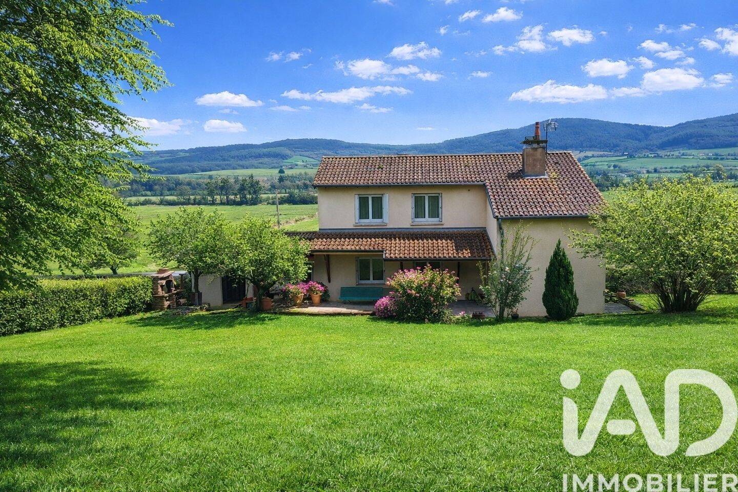 Maison 6 pièces 177 m² · à Cluny · 177 m² · 349 000 €
