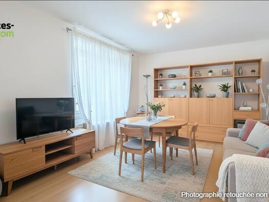 Maison en viager occupé Bouquet 21 900 € 4 pièces 2 chambres 78 m² 760 m² de terrain Theneuil 37220