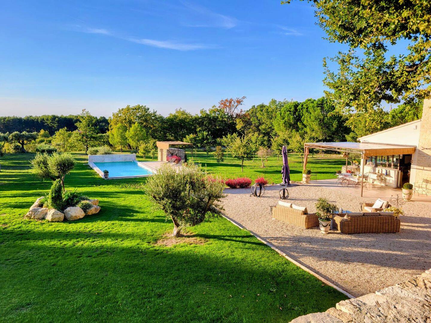 Maison 7 pièces 165 m² · à La Roque-sur-Pernes · 165 m² · 1 200 000 €