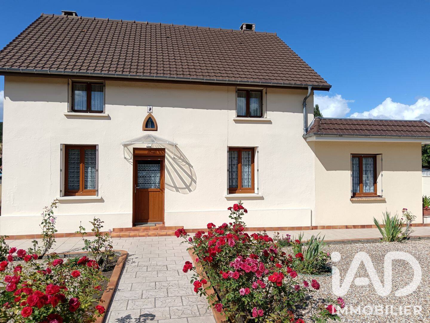 Maison 6 pièces 146 m² · à Amfreville-sur-Iton · 145,8 m² · 220 000 €