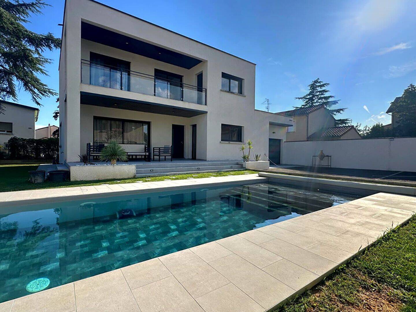 Maison 5 pièces 153 m² · à Romans-sur-Isère · 153 m² · 520 000 €